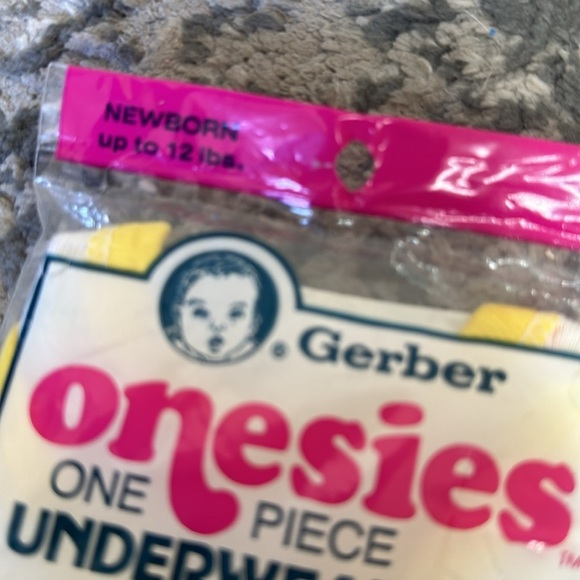 1983 NWT baby Gerber onesie - Picture 2 of 3
